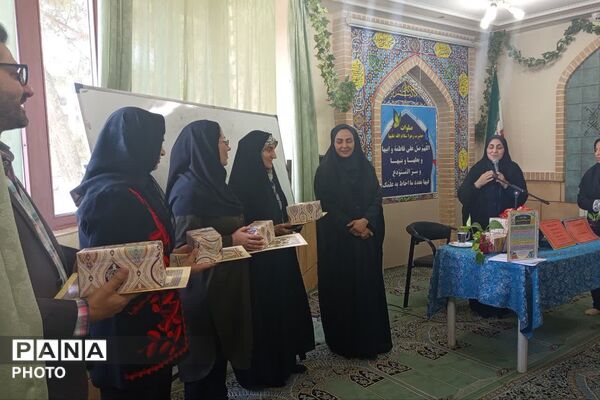 نخستین نشست اولیا و مربیان در دبیرستان شاهد دالکی