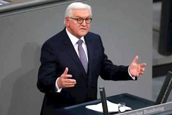 روزنامه دی‌ولت: وزیر خارجه ایران از سخنان رئیس جمهور آلمان تمجید کرد