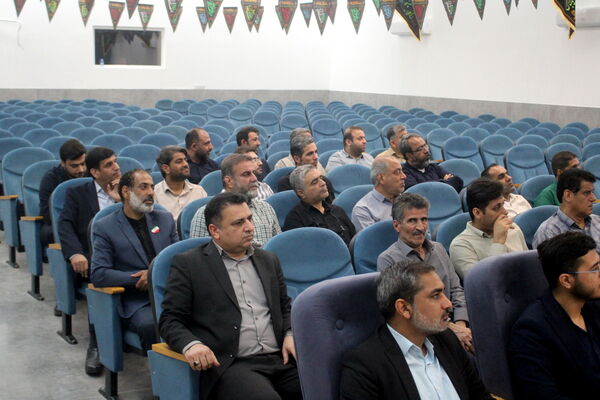 تجلیل از عوامل اجرایی اجلاس کشوری روسای آموزش و پرورش استان بوشهر 