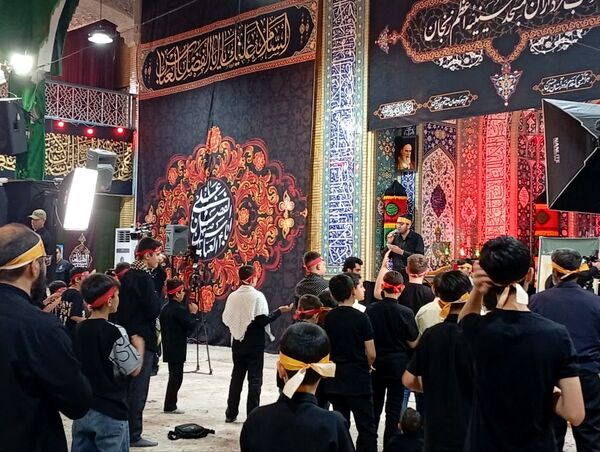 سوگواره «احلی من العسل» در حسینیه اعظم زنجان 