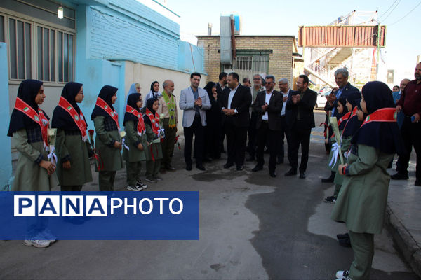 آیین جشن عاطفه‌ها در دبستان ولایت سمنان 