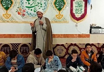 محفل نورانی انس با قرآن کریم و ضیافت افطاری دانش‌آموزان آموزشگاه شهید مولوی در فیض‌آباد