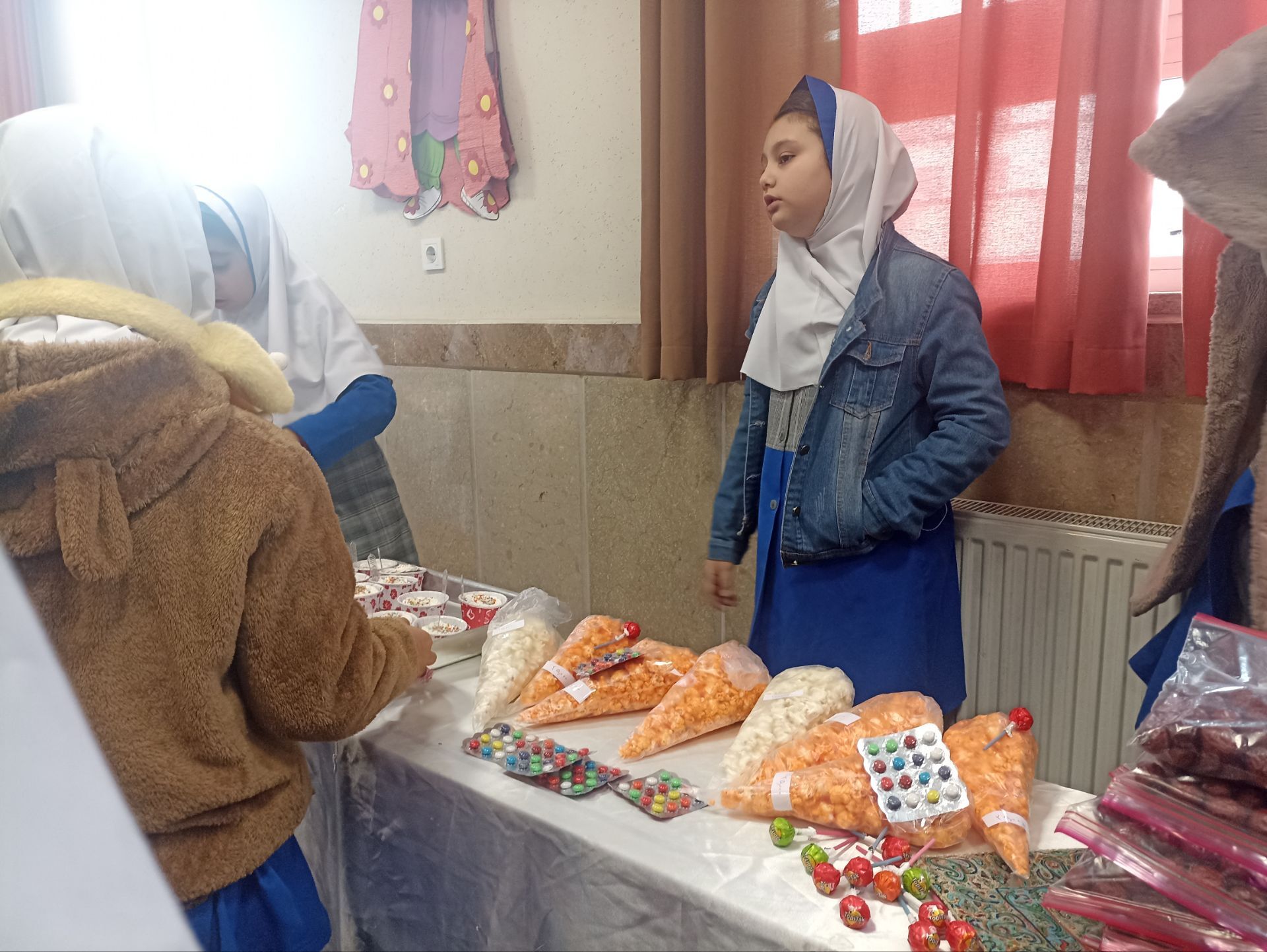 بازارچه در دبستان کبری سرشته 