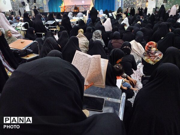محفل اشک به یاد رهبر شهید انقلاب