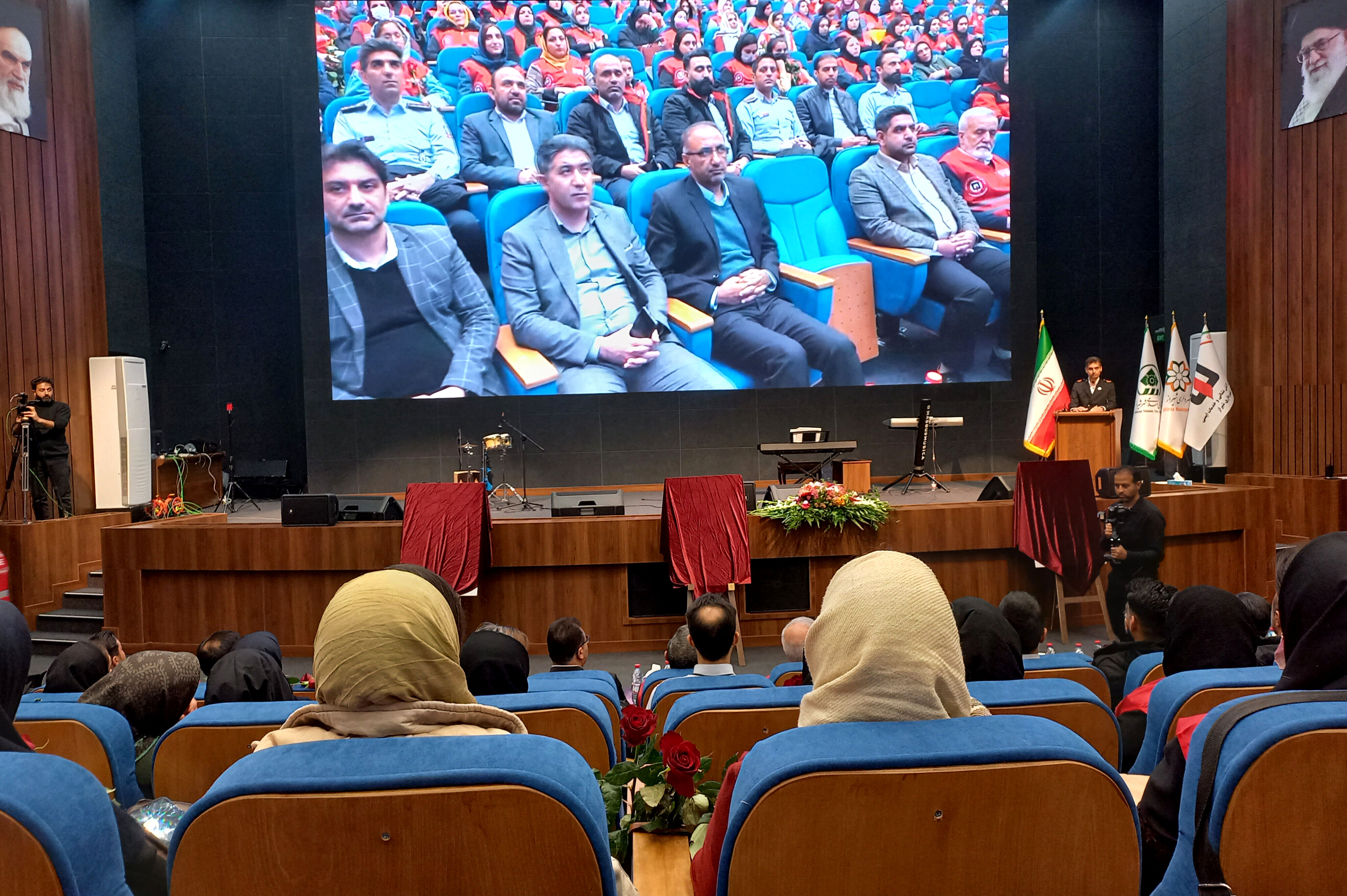 گردهمایی بزرگ داوطلبان آتش‌نشانی 