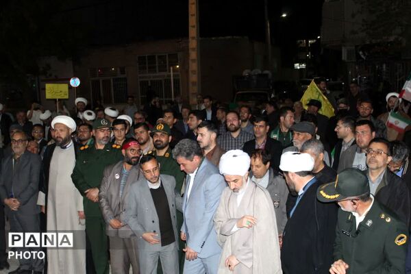 مراسم سازمان دانش‌آموزی فاروج به یاد دانش‌آموزان شهید میناب