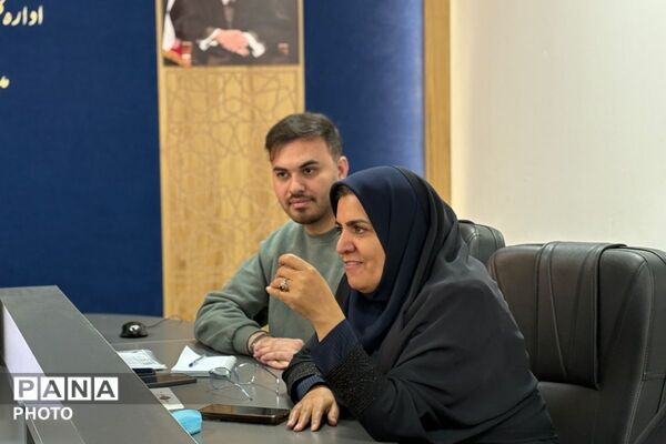 نشست صمیمی سرگروه‌ها به مناسبت هفته امور تربیتی