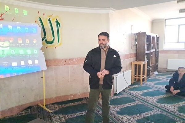 برگزاری جلسه آموزش خانواده در دبیرستان شهید احمدی روشن پیشوا