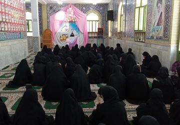 برنامه "در حریم آستان" اجرا شد