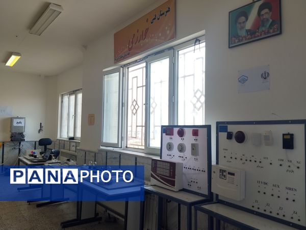 افتتاح نمایشگاه دست‌سازه‌های هنرستان خوارزمی سملقان