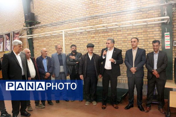 تجلیل از قهرمان مسابقات کشتی غرب آسیا