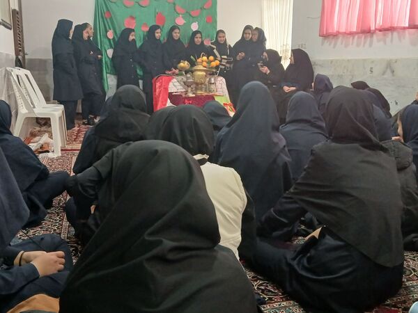 بزرگداشت شب یلدا  در آموزشگاه مرحوم صفری شهرستان خلیل آباد 