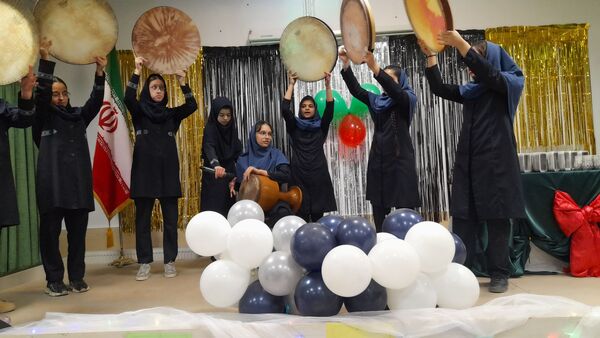 جشن ستارگان ویژه دانش آموزان برتر دبیرستان نورالهدی 