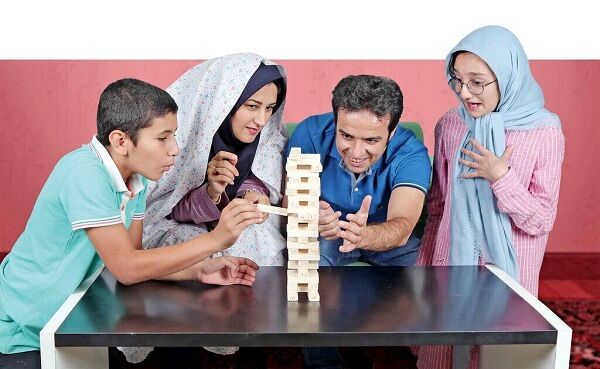 خانواده مقاوم ، پایه و اساس جامعه قوی و پویا است