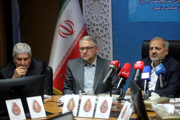 آیین بزرگداشت  اولین سالگرد شهدای فرهنگی و دانش آموز دفاع مقدس 12 روزه