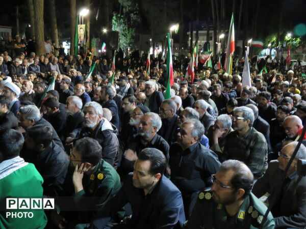 خروش مردم  خلیل آباد در حمایت از رزمندگان اسلام