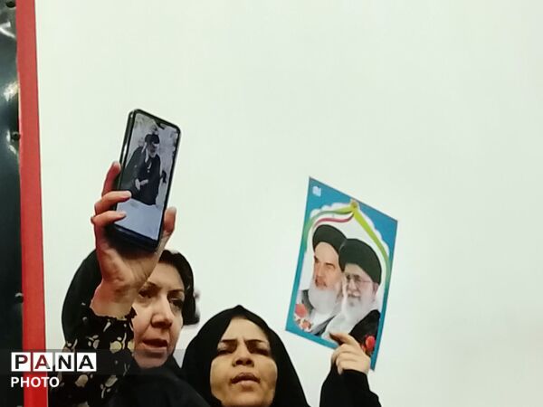   اجتماع مردمی در ناحیه 5 مهشهد به خونخواهی امام سید علی خامنه‌ای 