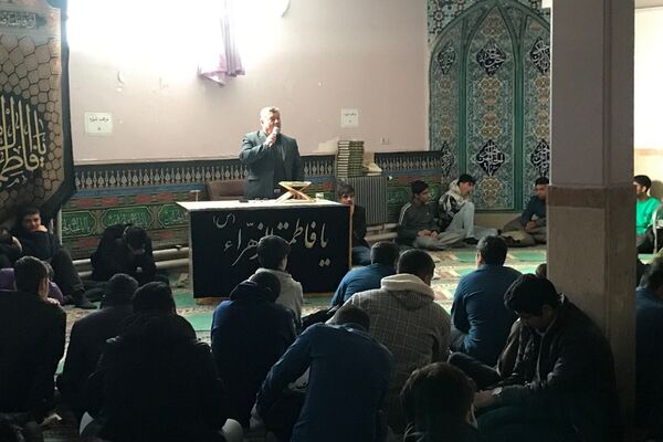حضور دانش‌آموزان مدارس ناحیه 2 شهرری در مراسم عزاداری حضرت زهرا(س)
