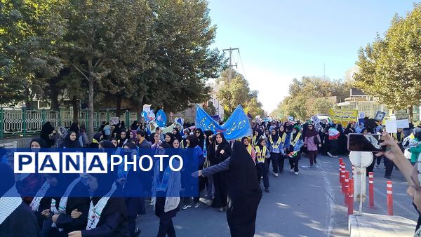 راهپیمایی ۱۳آبان در نیشابور 