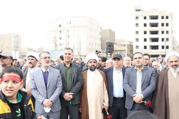 حماسه حضور مردم غیور باقرشهر و کهریزک در راهپیمایی ۲۲بهمن