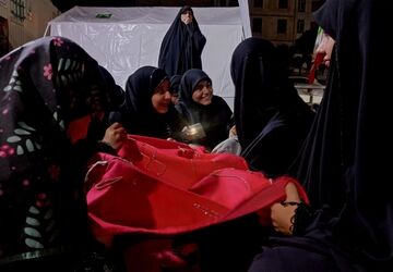 دختران امروز، پیش‌قراولان فردا؛ وقتی«خدمت» در دستان دختران جهادگر معنا می‌شود