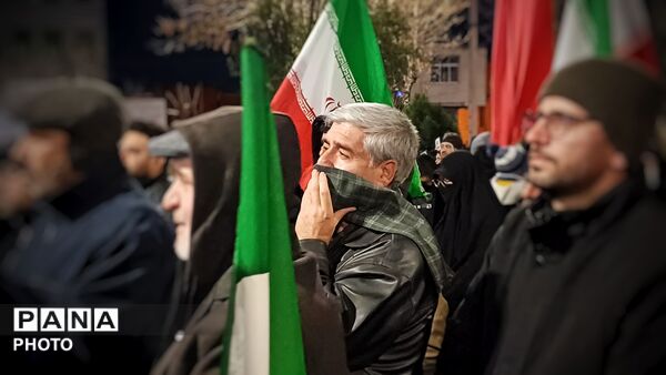 فریاد مقاومت و انتقام با حماسه حضور اهالی رزن