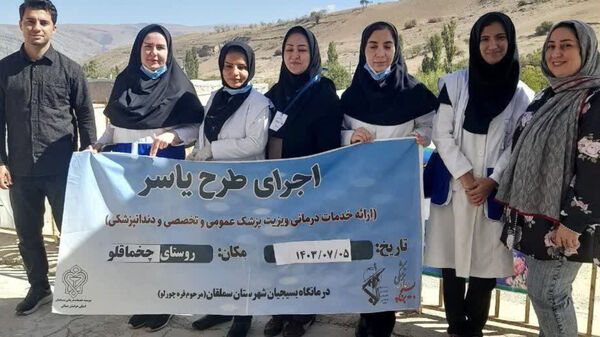 تیم درمانی درمانگاه بسیجیان آشخانه به اهالی روستای چخماقلو