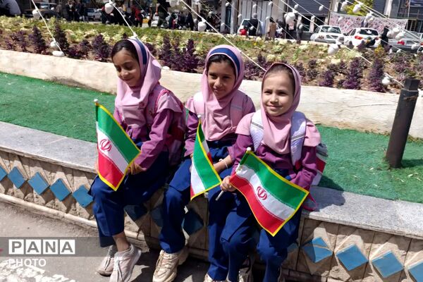 حضور دختران استهبانی به یاد دختران میناب در روز قدس