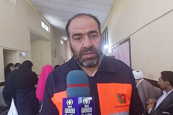 آموزش نکات ایمنی و فرهنگ ترافیکی به دانش‌آموزان روستای کندر با هدف پیشگیری از حوادث صورت گرفت