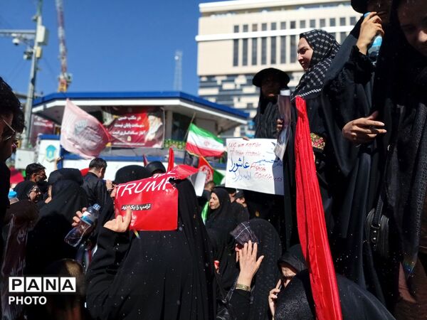 ما میمانیم تا آخرین نفس تا پیروزی