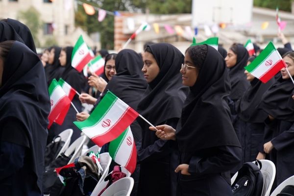 زنگ آغاز سال تحصیلی جدید به صدا درآمد