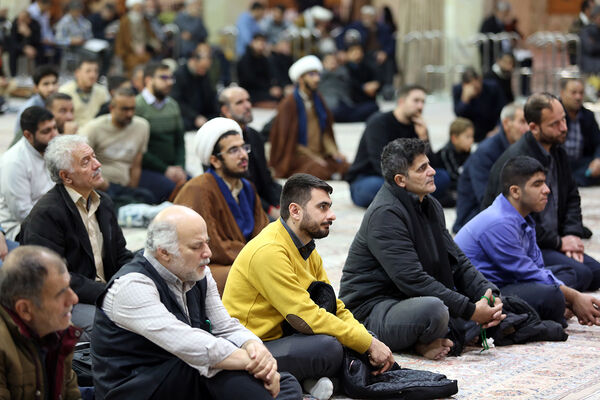 محفل قرآنی و جشن میلاد امام باقر(ع) در شب یلدای حرم حضرت معصومه(س)
