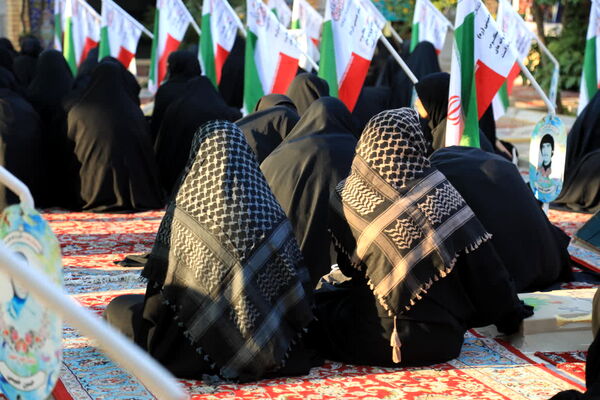 حال و هوای دختران هنرستانی قم در بازدید از یادمان‌های عملیاتی جنوب کشور