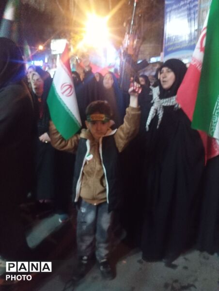 تجمع مردم میهن دوست قروه وفرهنگیان گرامی ودانش اموزان عزیز