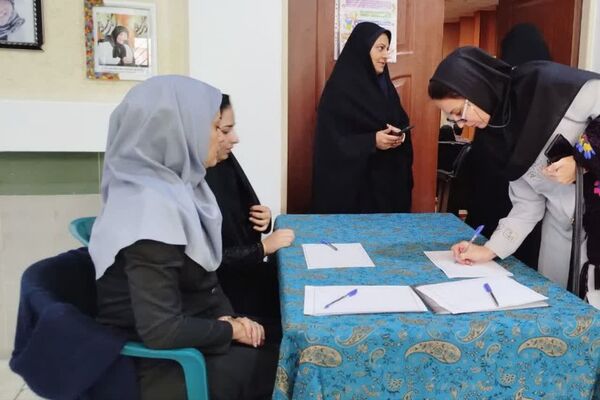 سمینار آشنایی با هوش مصنوعی در ناحیه 4 شیراز 