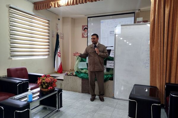 نشست بصیرتی با رویکرد انتخابات در آموزش و پرورش رودهن 
