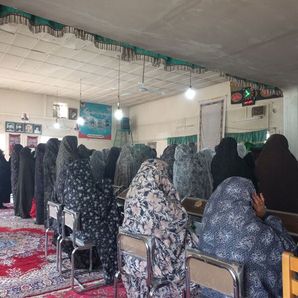 اقامه باشکوه نماز عید سعید فطر در روستای گزکوه 