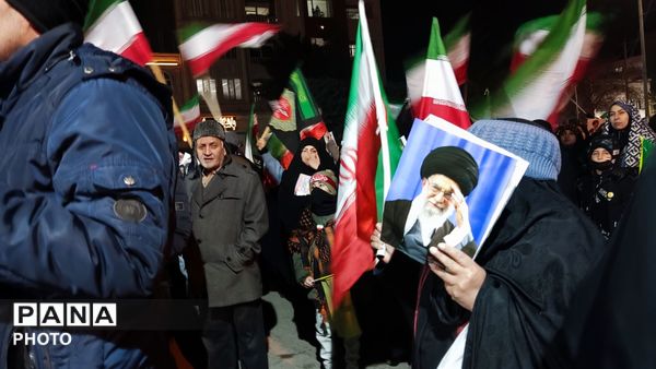  یازدهمین شب مراسم شهادت آیت الله سید علی خامنه‌ای در بلوار فضل 