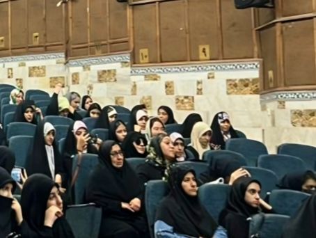 نشست گروه‌های برگزیده استانی رویداد بزرگ ملی «لیگ‌جت» در کانون فرهنگی و تربیتی شهید فهمیده کرج