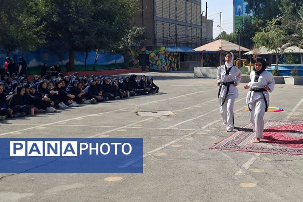 برگزاری المپیاد ورزشی در مدرسه نمونه دولتی ارشاد قرچک