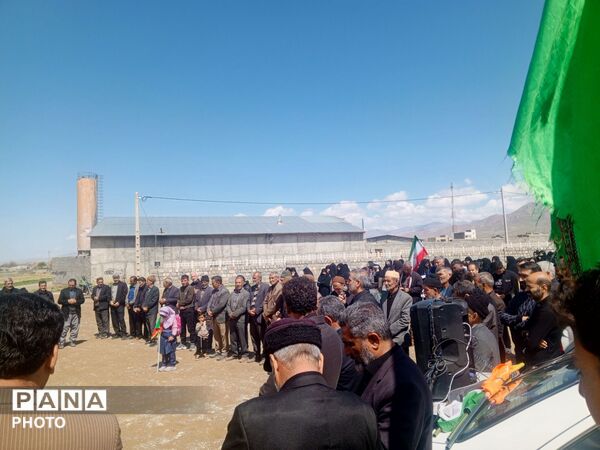مردم شهر تیتکانلو در سوگ چهلمین روز شهادت رهبر معظم انقلاب