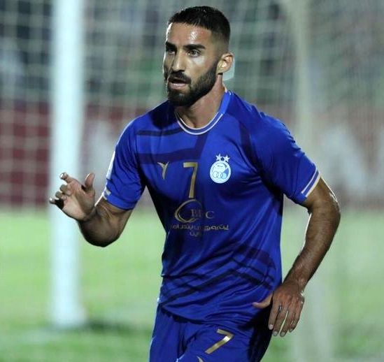 محرومیت ستاره استقلال کاهش یافت؛ مهرداد محمدی به دربی رسید!