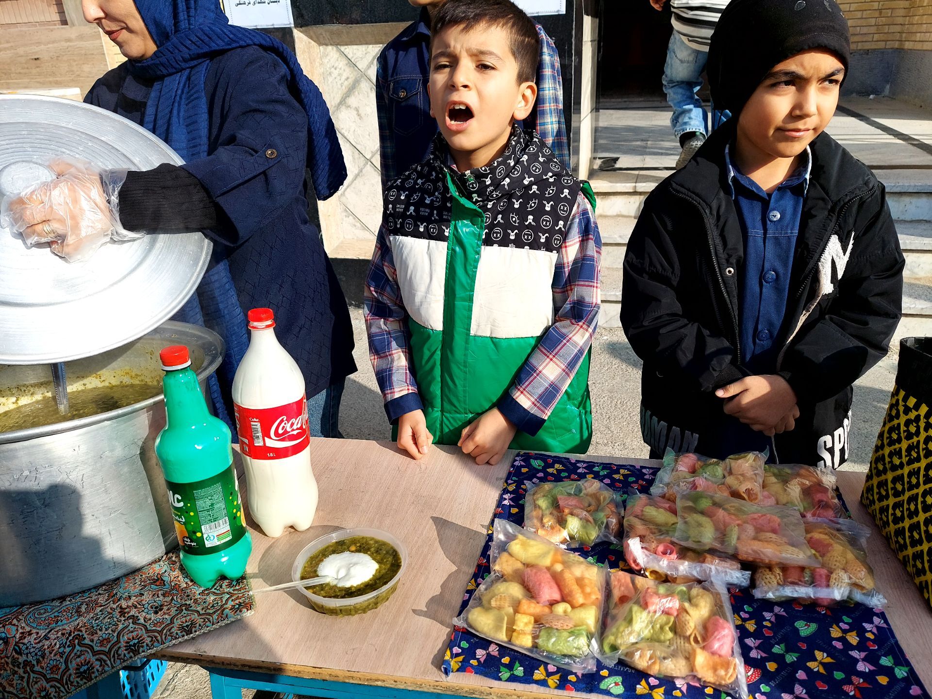 برگزاری بازارچه دانش‌آموزی در مدرسه شهدای فرهنگی شهرستان شیروان