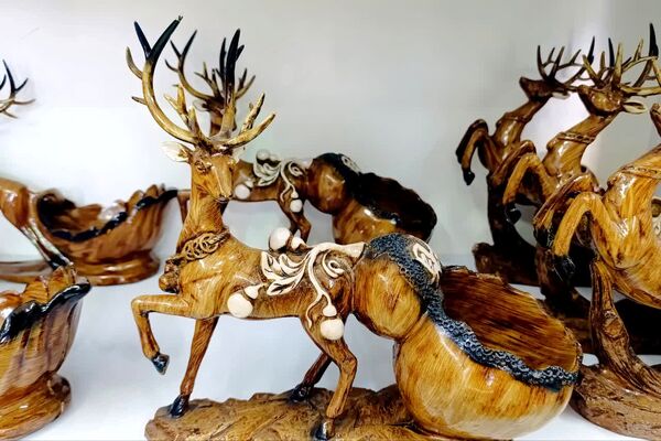 لالجین، نگین درخشان سفال ایران