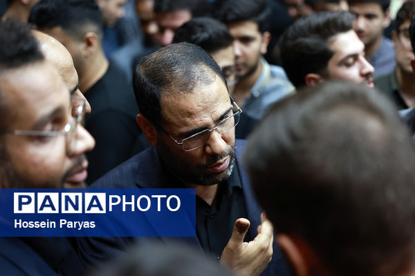 مراسم عزاداری شهادت خادم الرضا(ع) آیت‌الله سید ابراهیم رئیسی و همراهشان در مرکز آموزش عالی شهدای مکه