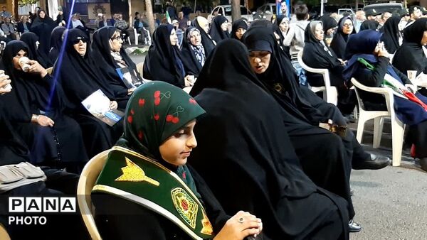امشب در کنار نیروهای انتظامی بودیم؛ روایت تصویری از تجمعات شبانه