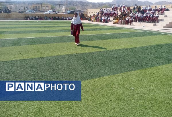 جشن دهه فجر در روستای لاور فین