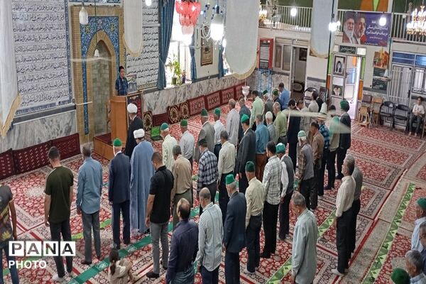 همبستگی مردم بار در اقامه نماز عبادی‌سیاسی جمعه