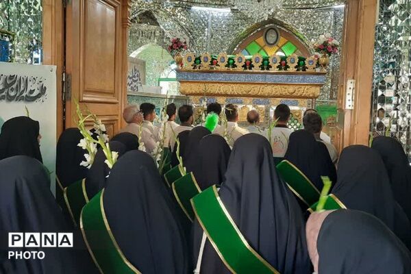 حضورخادم یاران رضوی درایام دهه کرامت درآستان مقدس امامزاده عمادالدین رباط‌کریم