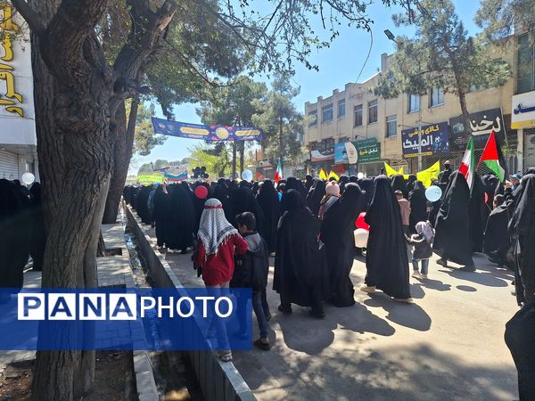 همبستگی مردم شهرستان گناباد در راهپیمایی روز قدس